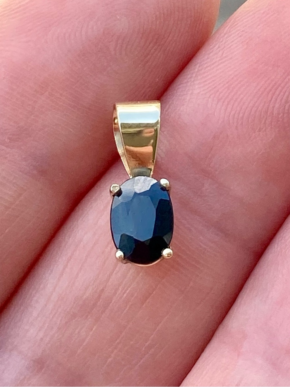 14K Gold Pendant with Dark Grey Stone